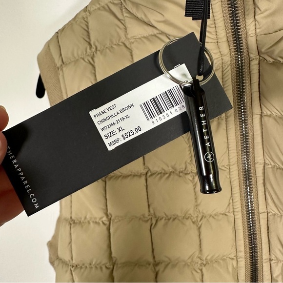 NWT $525 Aether Phase Vest Women’s XL Chinchilla Brown Cashmere Goose Down - Picture 6 of 15